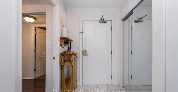 1202-140 Dunlop Street E, Barrie, ON, L4M 6H9 - 3