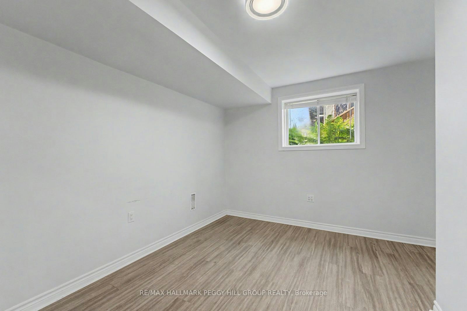 Lower-148 Livingstone Street E, Barrie, ON, L4M 6Y7 - 3