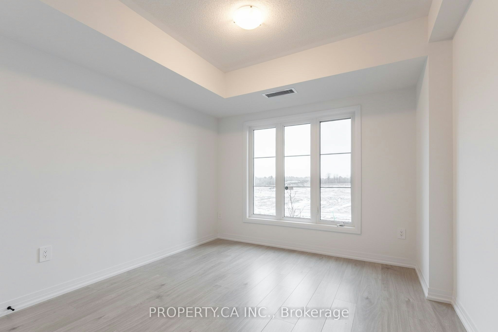 205-15 Kneeshaw Drive, Barrie, ON, L9J 0J8 - 14