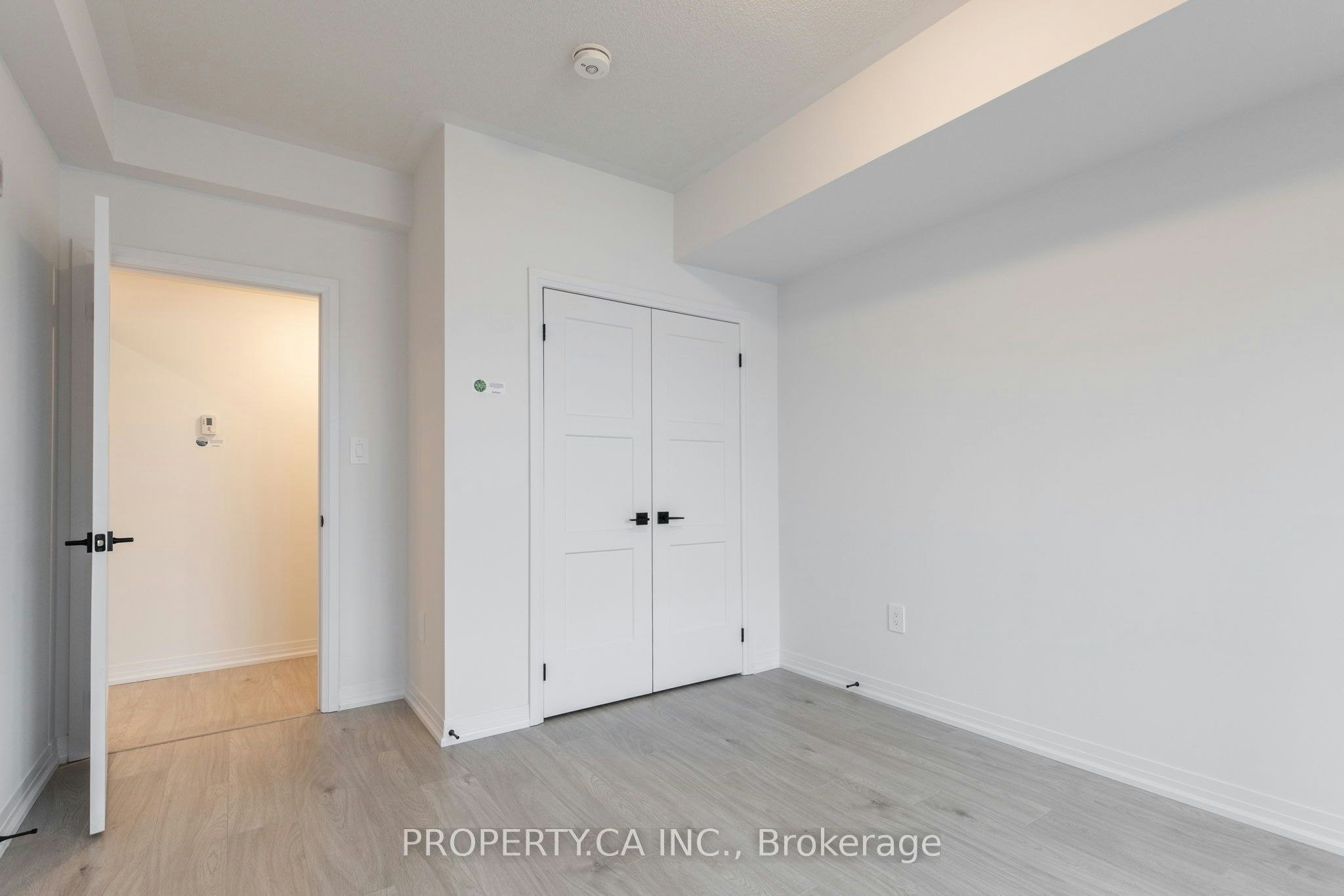 205-15 Kneeshaw Drive, Barrie, ON, L9J 0J8 - 15