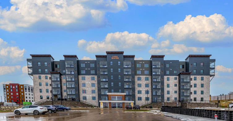 205-15 Kneeshaw Drive, Barrie, ON, L9J 0J8