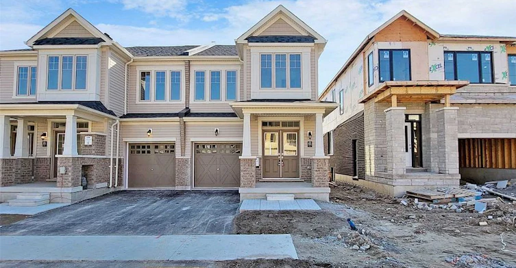 63 Valleybrook Road, Barrie, ON, L9J 0L6