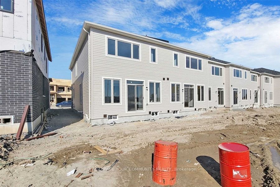 63 Valleybrook Road, Barrie, ON, L9J 0L6 - 33