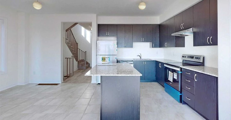63 Valleybrook Road, Barrie, ON, L9J 0L6 - 8