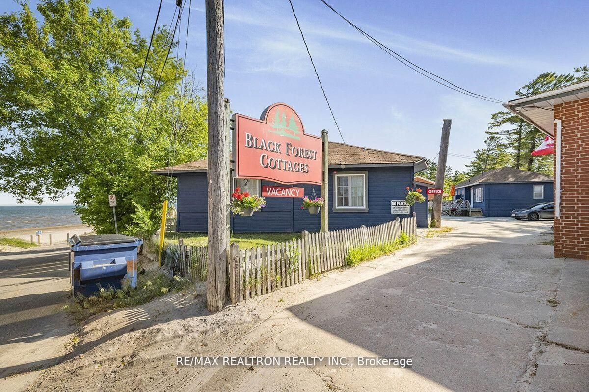 11 12th Street N, Wasaga Beach, ON, L9Z 2J9