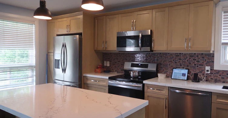 26 Curtiss Court, Barrie, ON, L4M 2M7 - 2