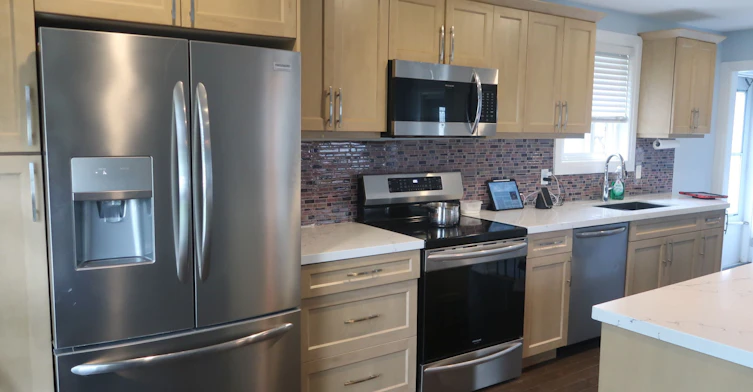 26 Curtiss Court, Barrie, ON, L4M 2M7 - 3