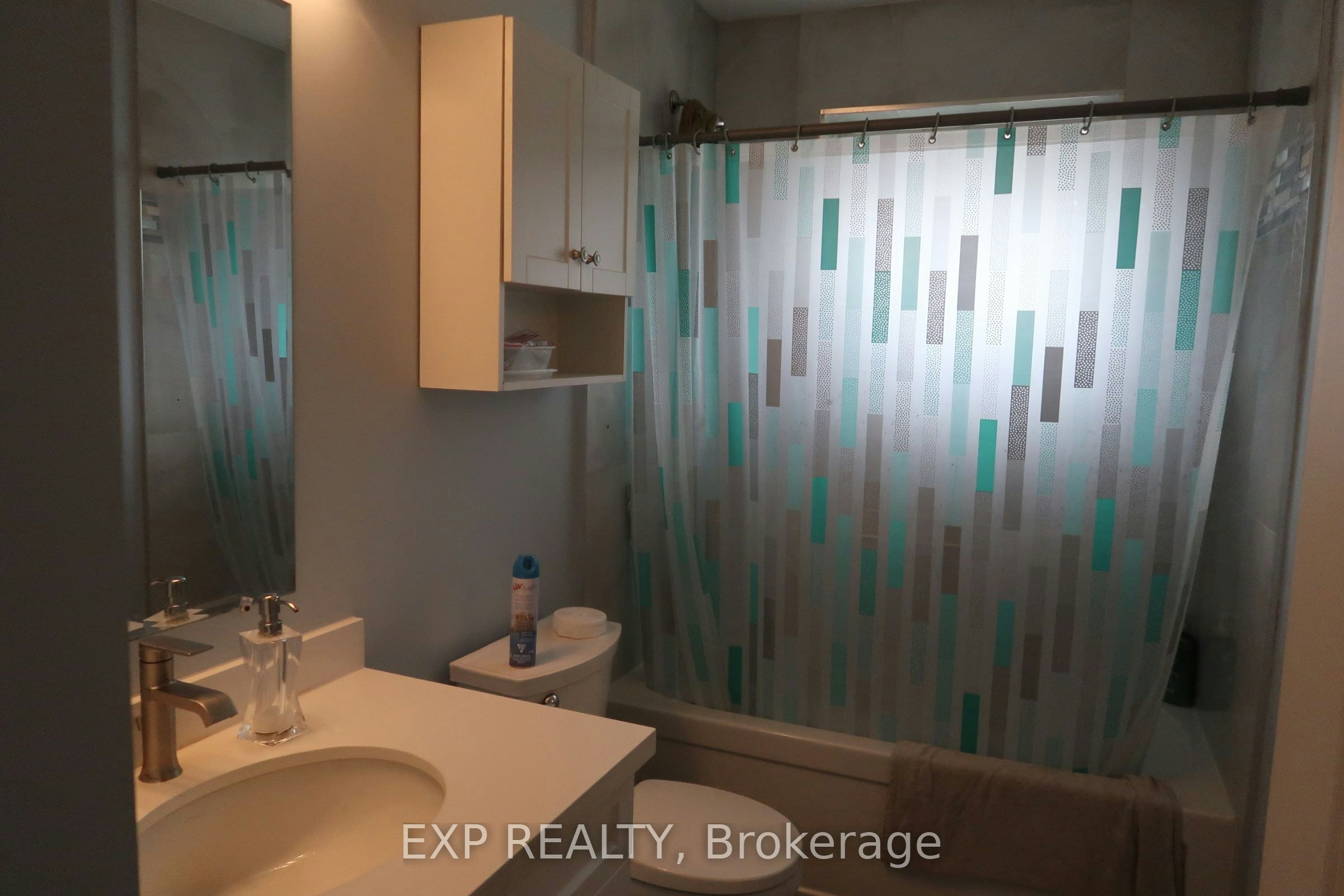 26 Curtiss Court, Barrie, ON, L4M 2M7 - 9