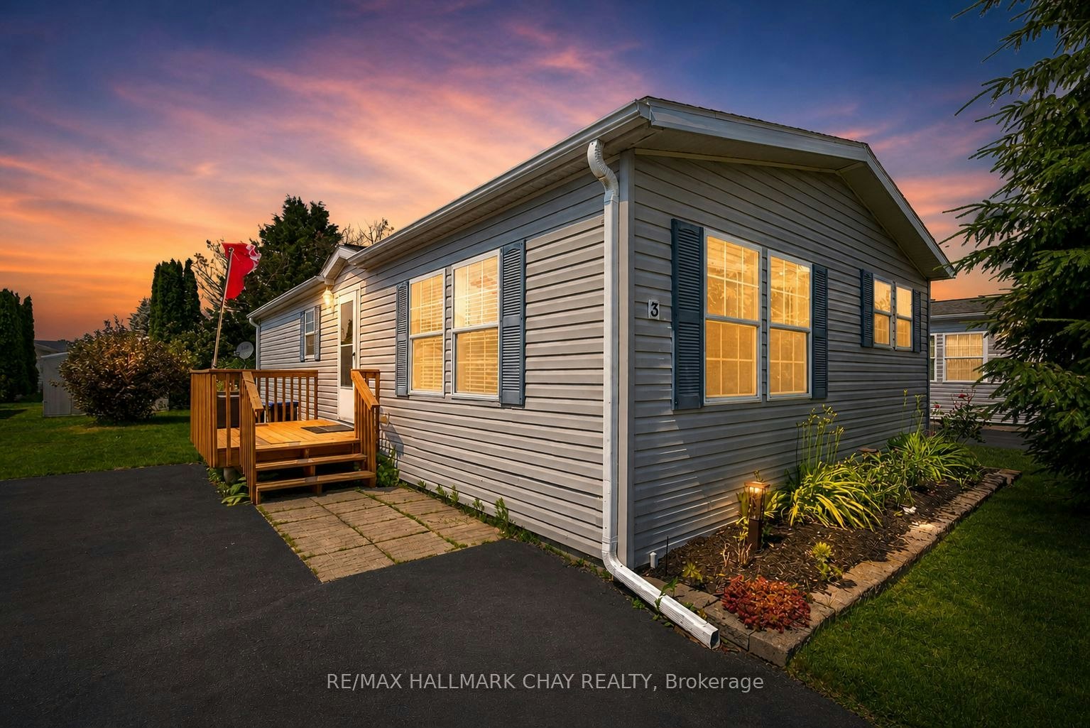 3 Illinois Crescent, Wasaga Beach, ON, L9Z 3A8