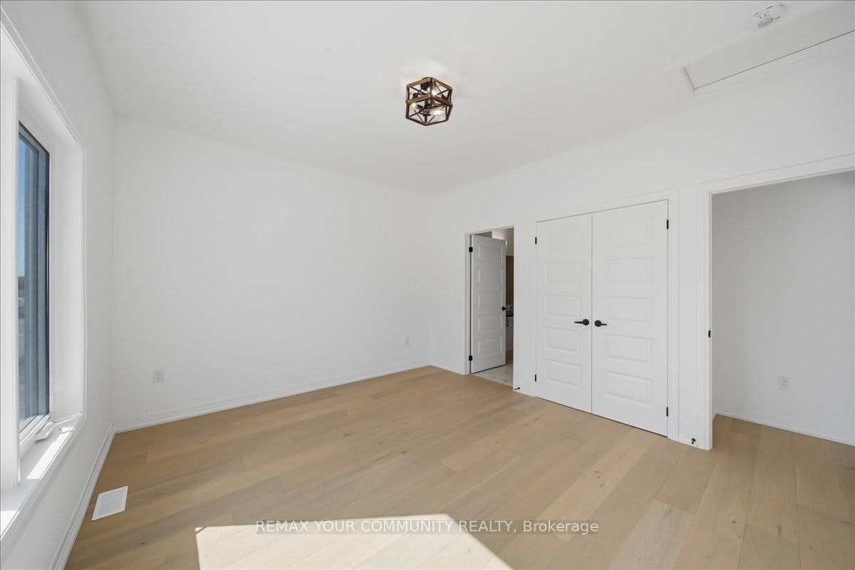 26 Flan Boulevard, Barrie, ON, L9J 0E1 - 6