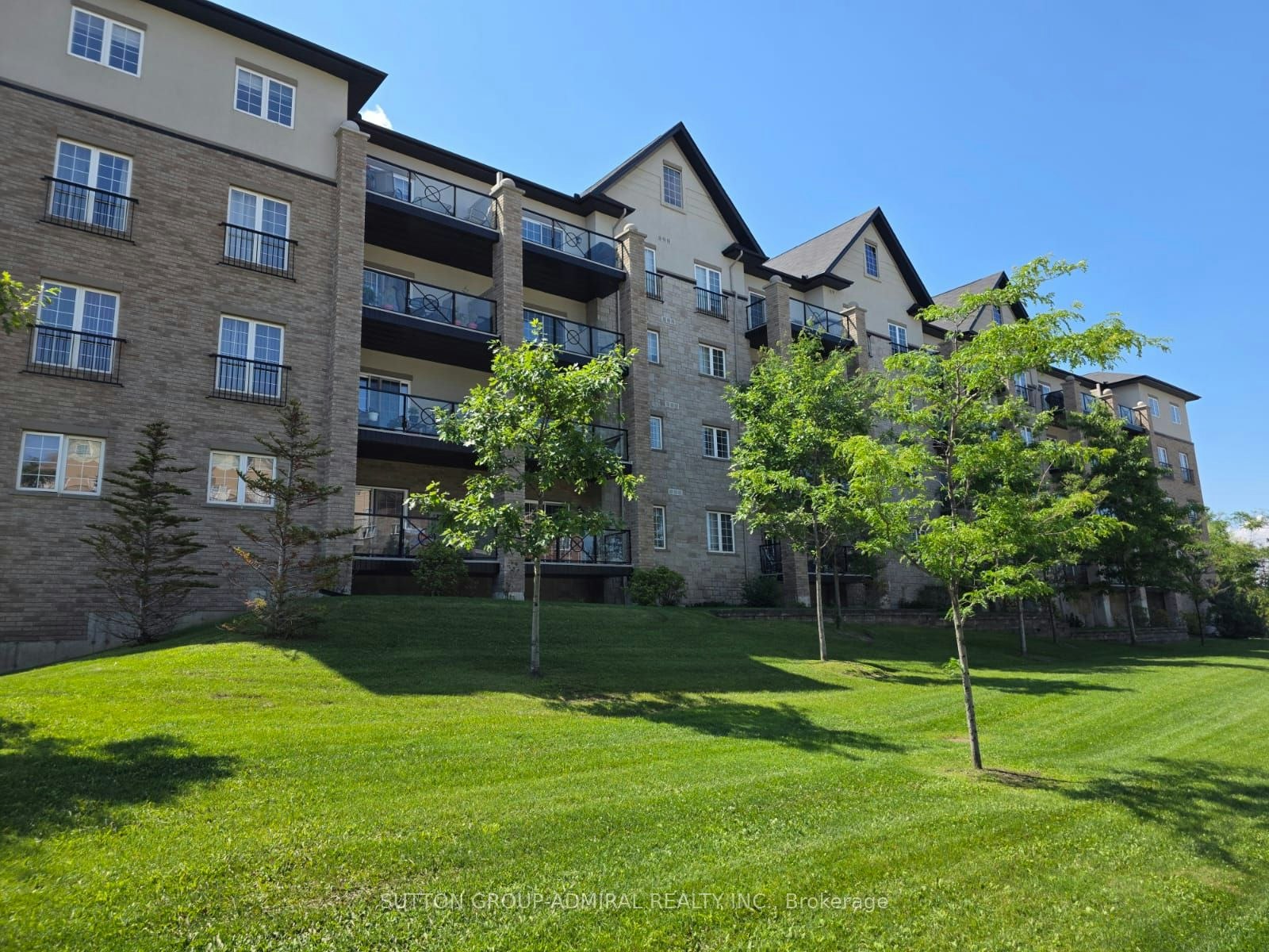 304-40 Ferndale Drive, Barrie, ON, L4N 2L3 - 3