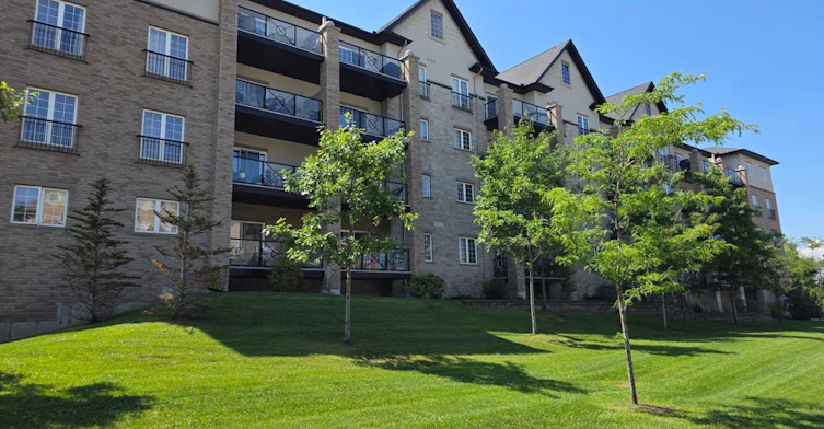 304-40 Ferndale Drive, Barrie, ON, L4N 2L3 - 3