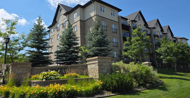 304-40 Ferndale Drive, Barrie, ON, L4N 2L3