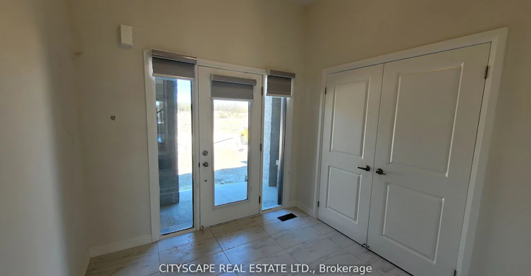 206 Rosanne Circle, Wasaga Beach, ON, L9Z 0N3 - 2