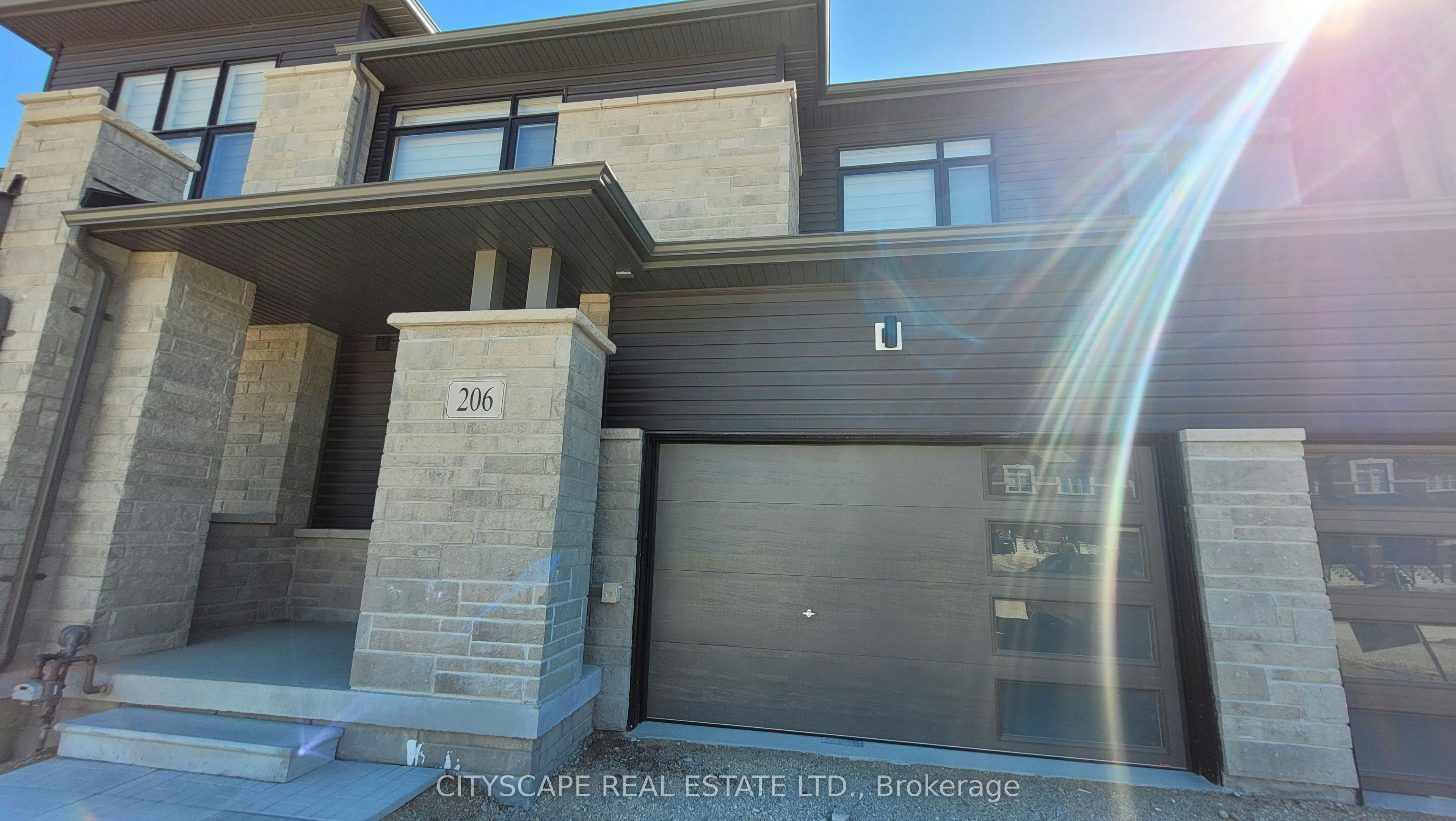 206 Rosanne Circle, Wasaga Beach, ON, L9Z 0N3