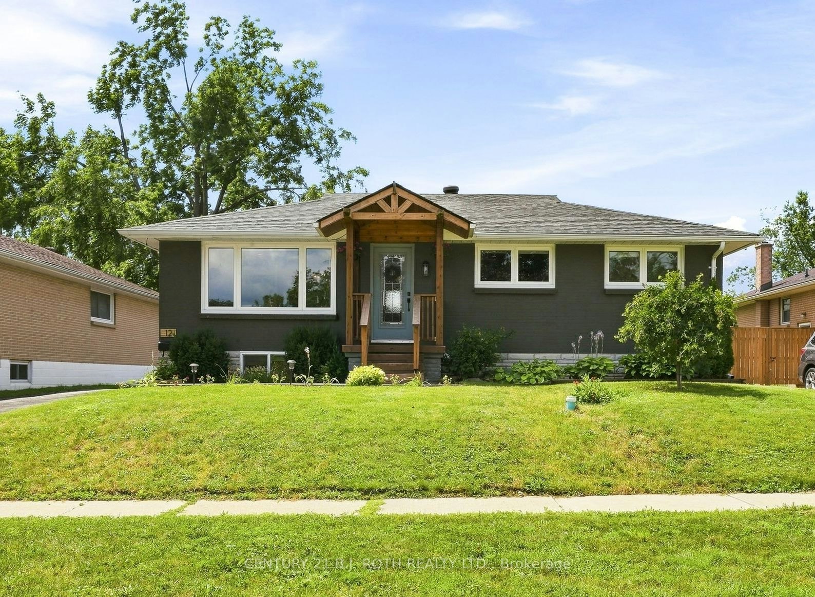12 Bothwell Crescent, Barrie, ON, L4M 2S6