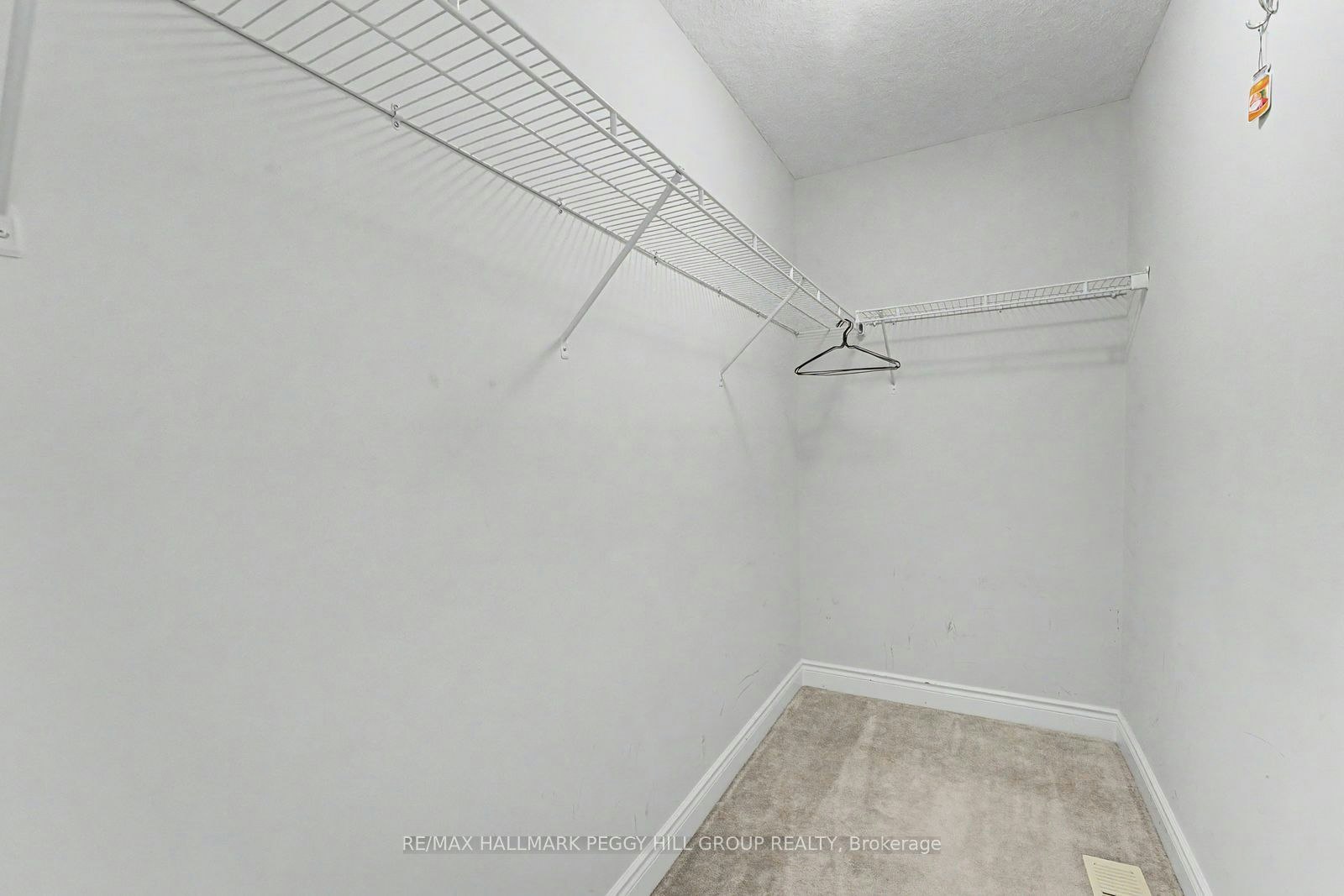 Upper-53 Nathan Crescent, Barrie, ON, L4N 0S4 - 7
