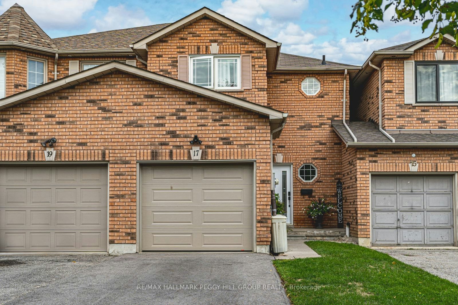17 Bruce Crescent, Barrie, ON, L4N 8T8