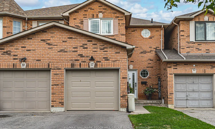 17 Bruce Crescent