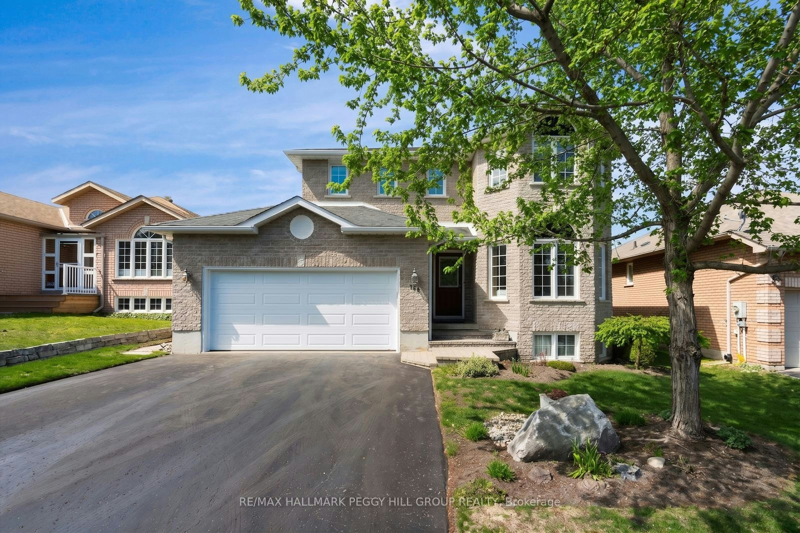 168 Wildwood Trail, Barrie, ON, L4N 9Y6