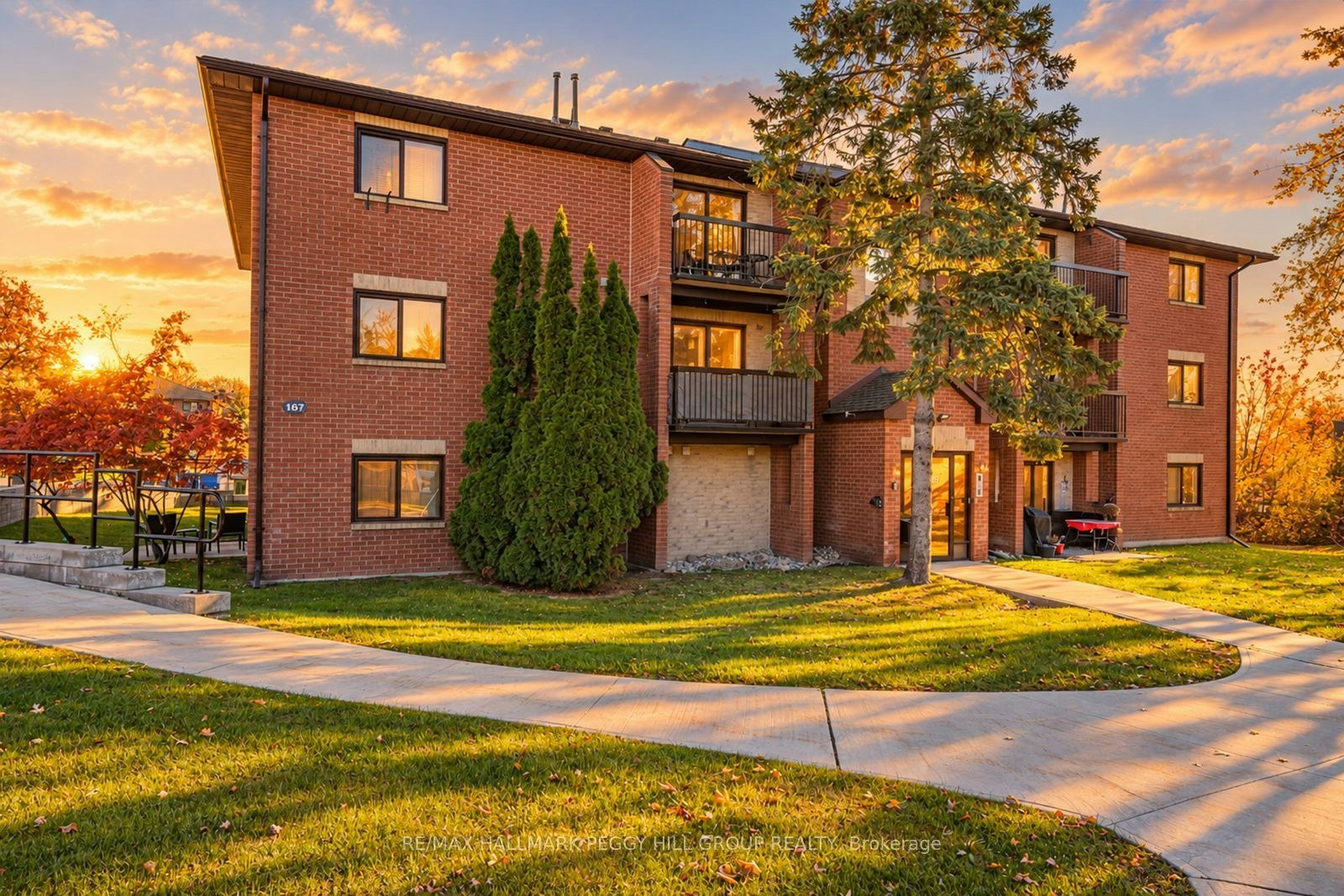 E9-167 Edgehill Drive, Barrie, ON, L4N 1L9