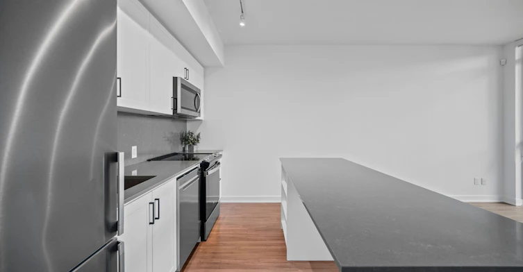 630-681 Yonge Street, Barrie, ON, L9J 0K1 - 6