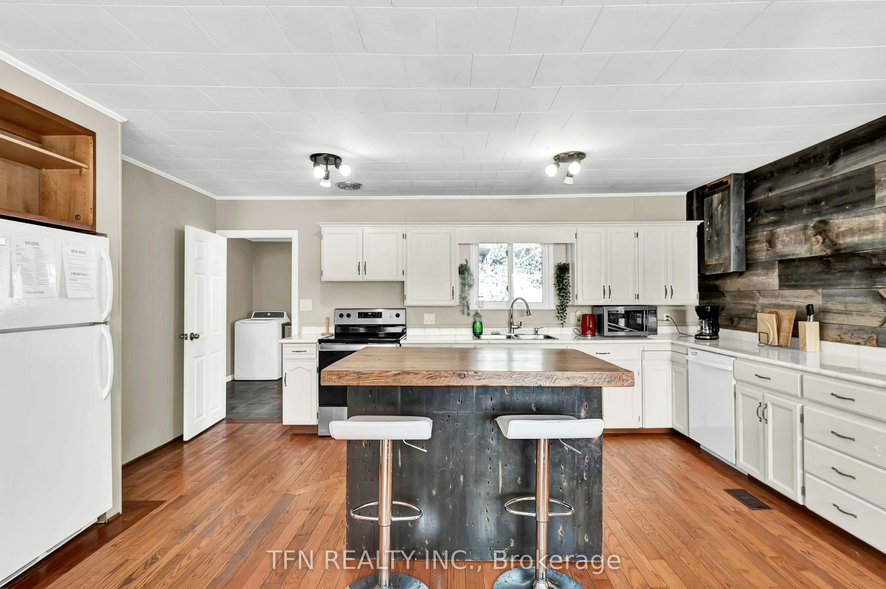 322 Concession Road W, Tiny, ON, L0L 2J0 - 9