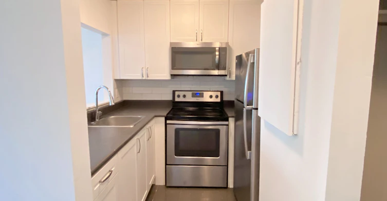 403-170 Grove Street E, Barrie, ON, L4M 2P7 - 12