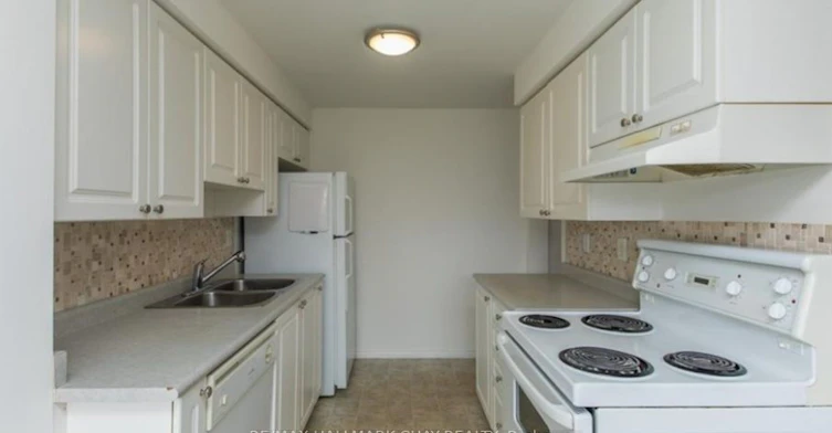 361 Dunsmore Lane, Barrie, ON, L4M 7B1 - 8