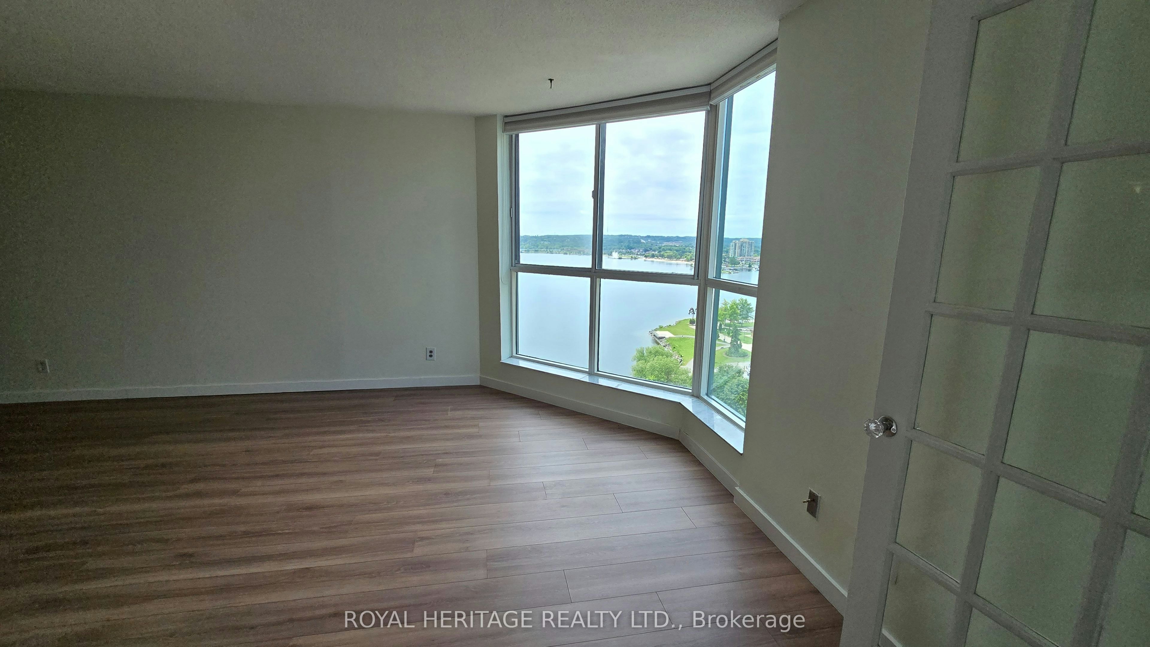 1203-150 Dunlop Street E, Barrie, ON, L4M 6H1 - 21