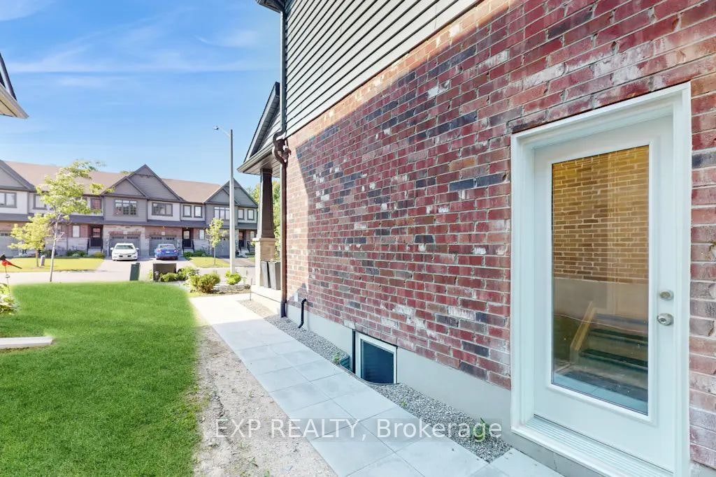 Lower-967 Wright Drive, Midland, ON, L4R 0E4 - 2