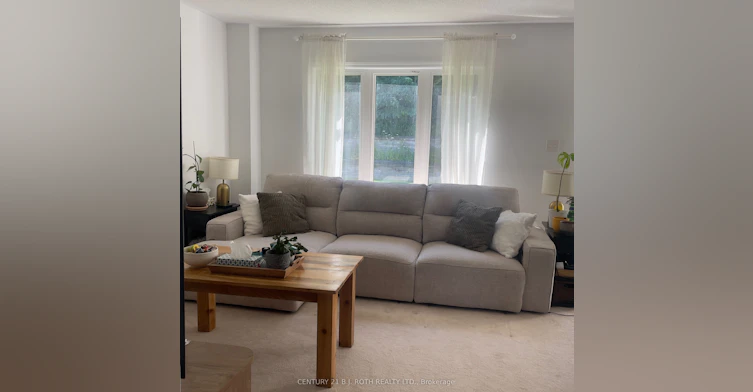 131 Franks Way, Barrie, ON, L4N 3J1 - 2