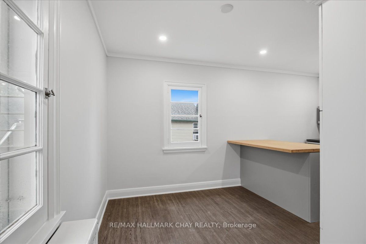 2-15 Parkside Drive, Barrie, ON, L4N 1W7 - 6
