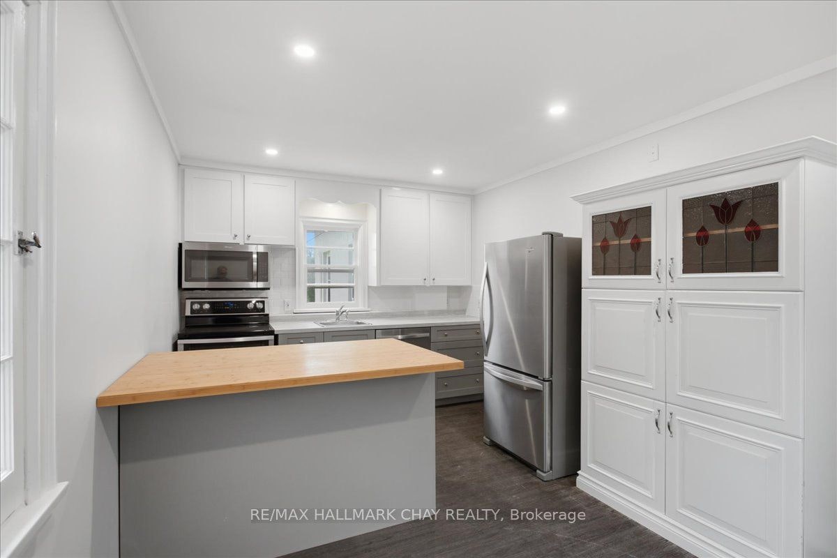 2-15 Parkside Drive, Barrie, ON, L4N 1W7 - 8