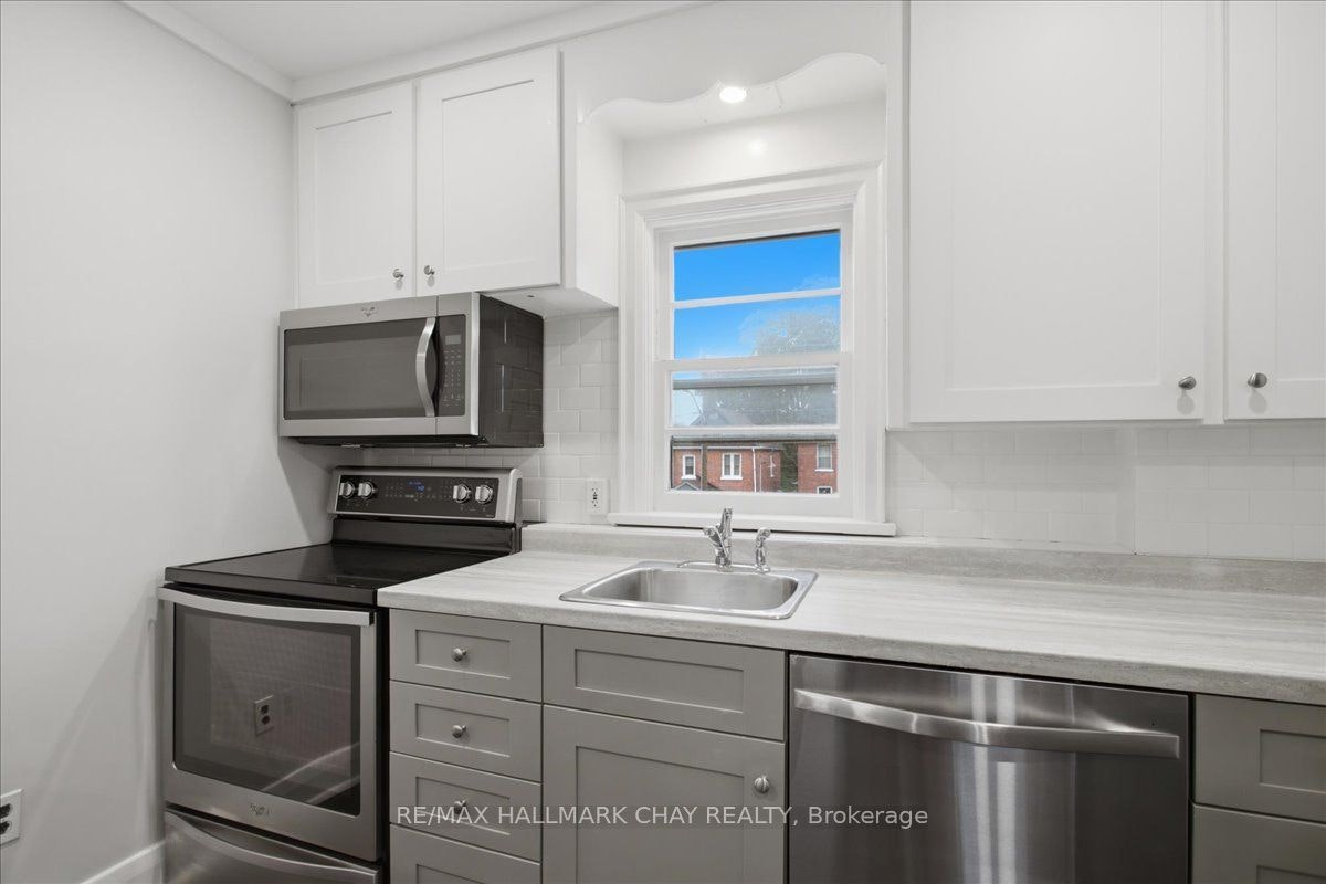 2-15 Parkside Drive, Barrie, ON, L4N 1W7 - 9