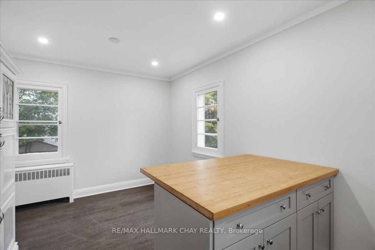 2-15 Parkside Drive, Barrie, ON, L4N 1W7 - 11