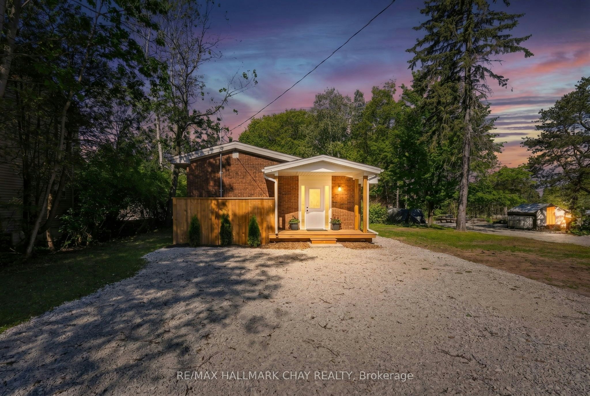 8717 Beachwood Road, Wasaga Beach, ON, L9Z 2G5