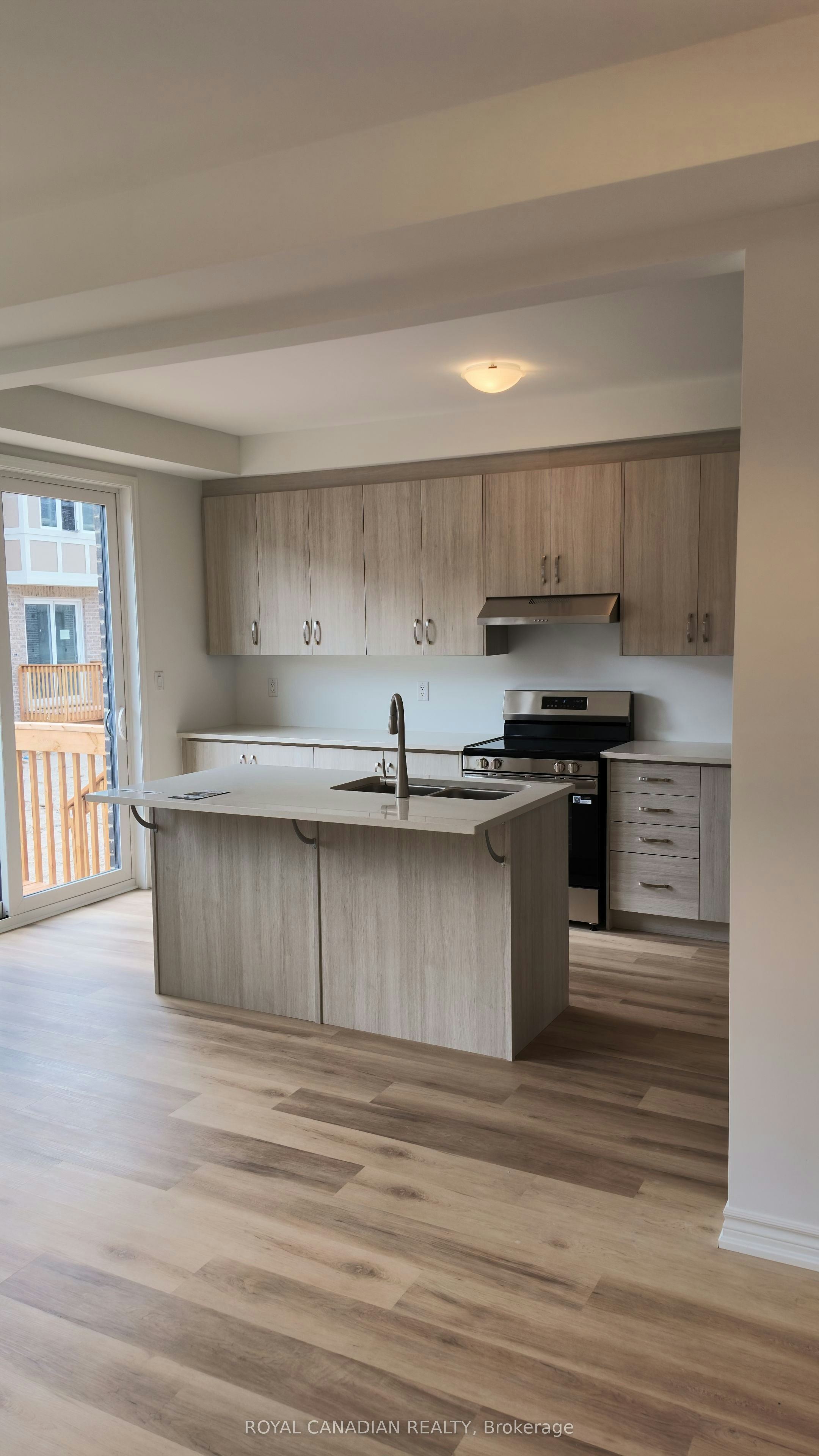 123 Vinewood Crescent, Barrie, ON, L9J 1B5 - 7