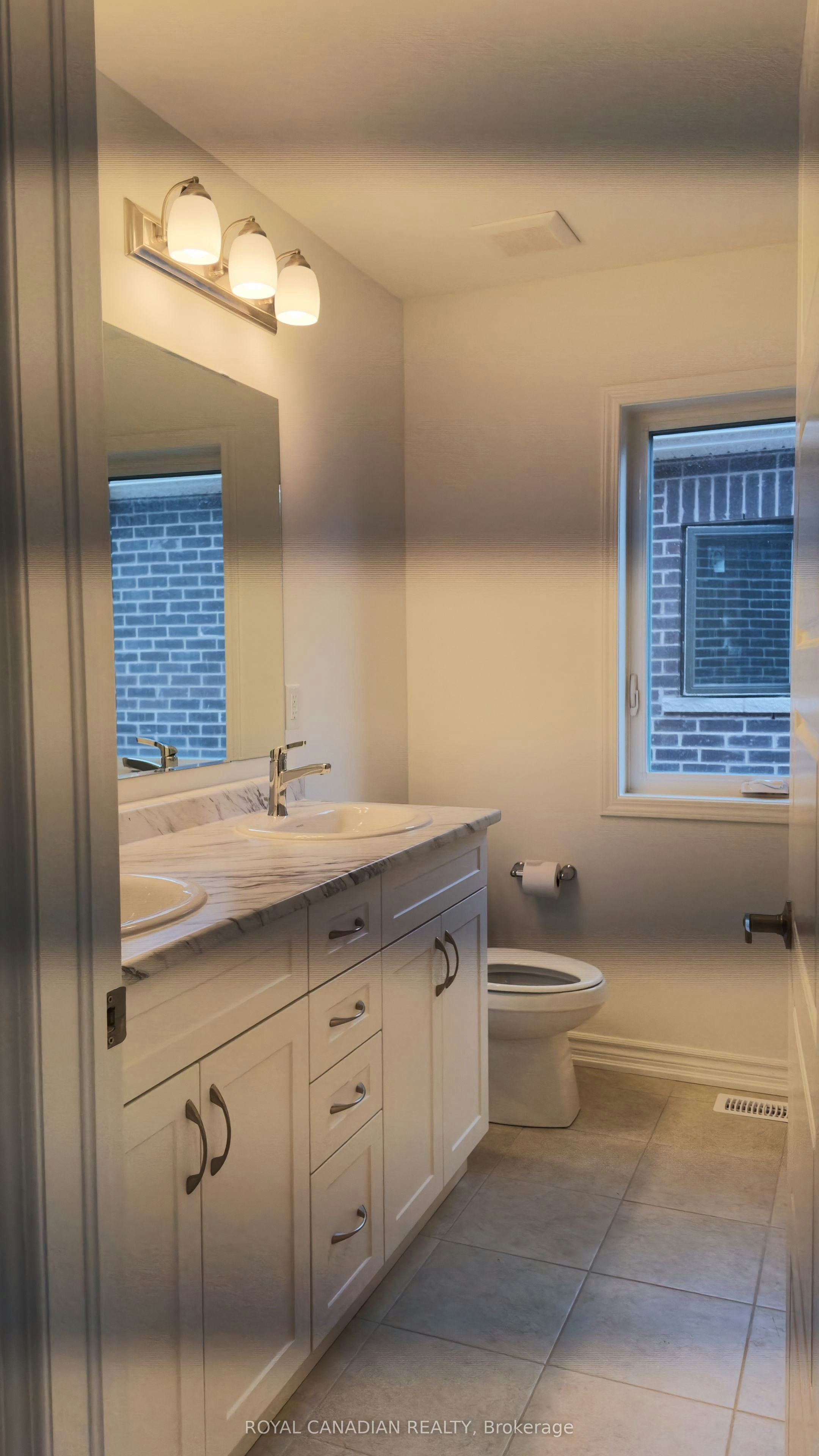 123 Vinewood Crescent, Barrie, ON, L9J 1B5 - 18