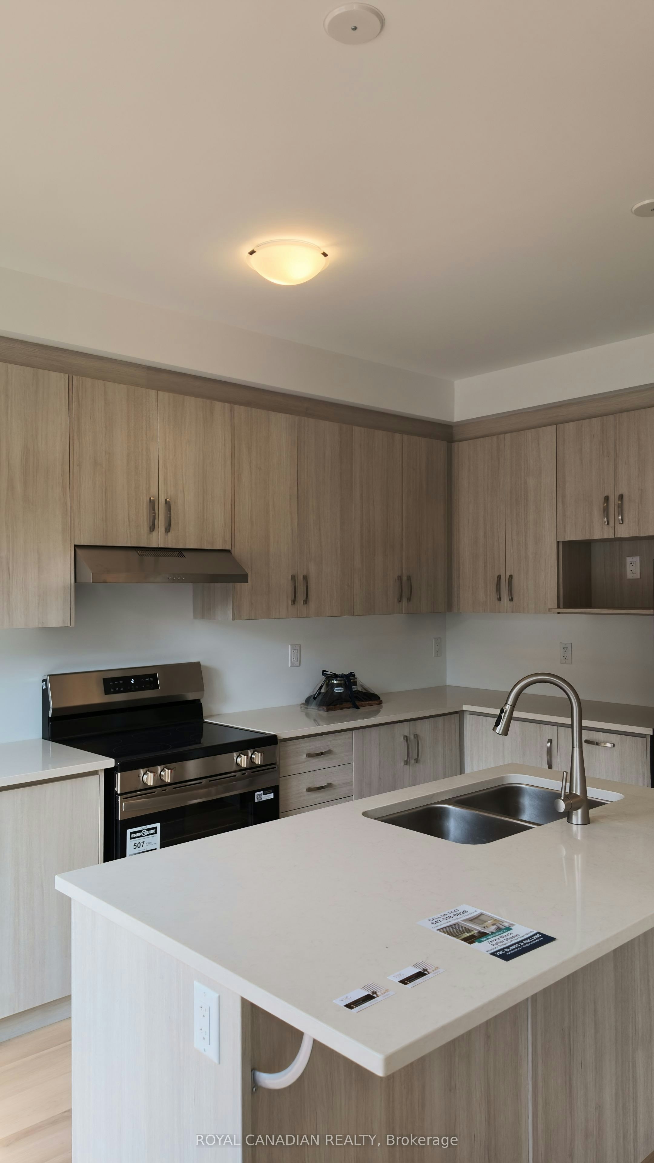 123 Vinewood Crescent, Barrie, ON, L9J 1B5 - 10