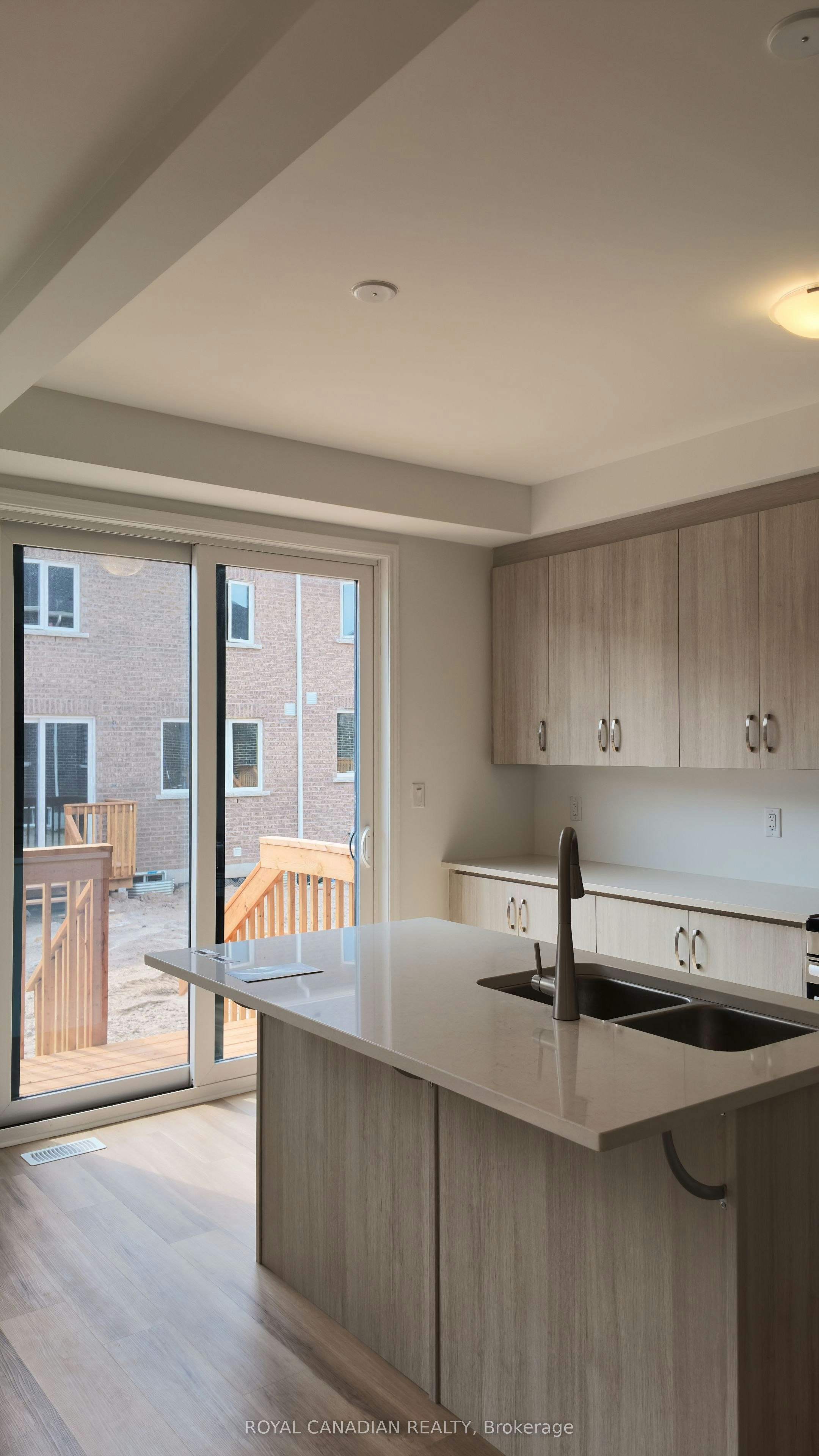 123 Vinewood Crescent, Barrie, ON, L9J 1B5 - 13
