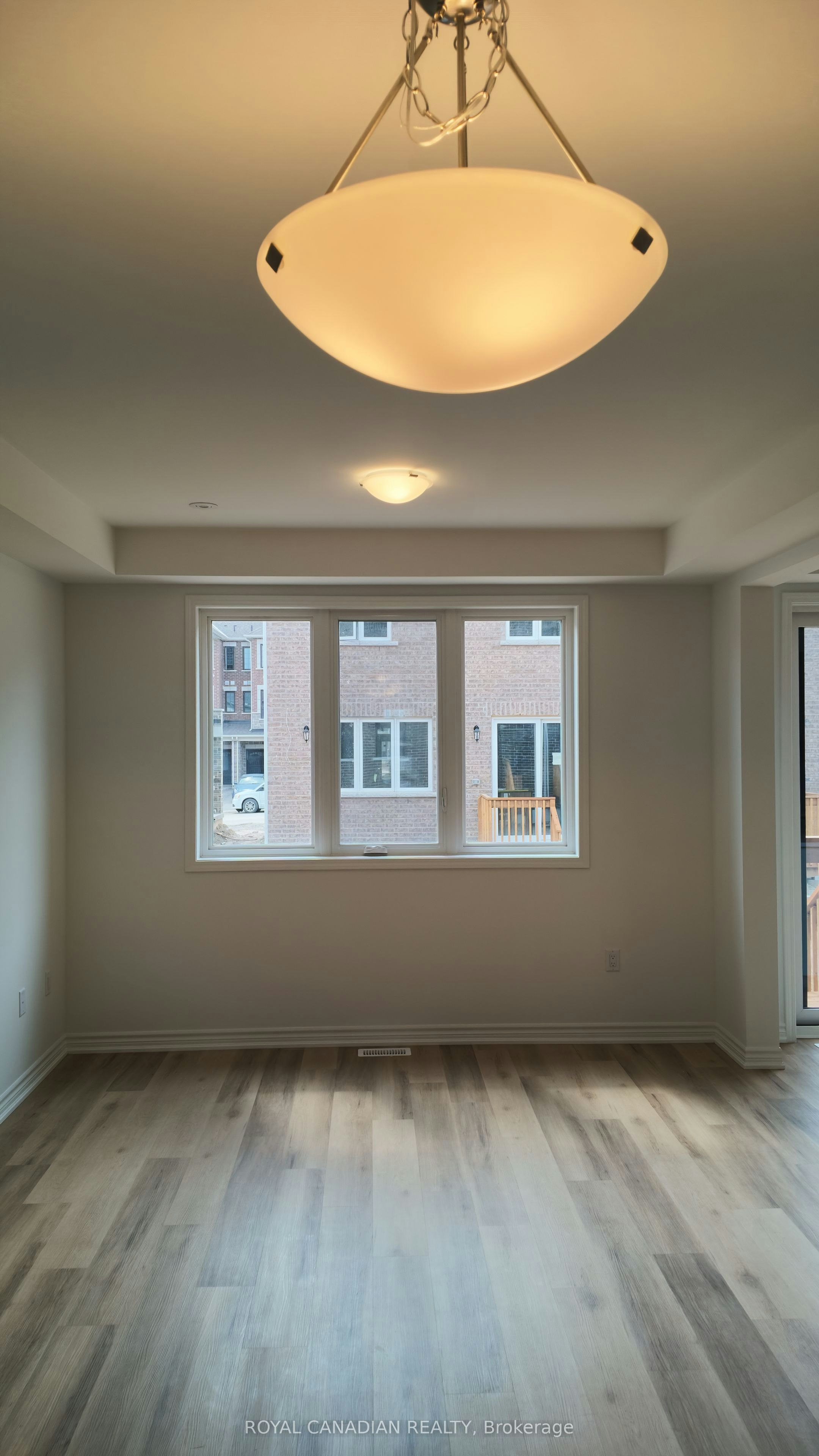 123 Vinewood Crescent, Barrie, ON, L9J 1B5 - 6
