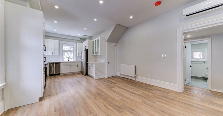 3-167 Collier Street, Barrie, ON, L4M 1H6 - 8