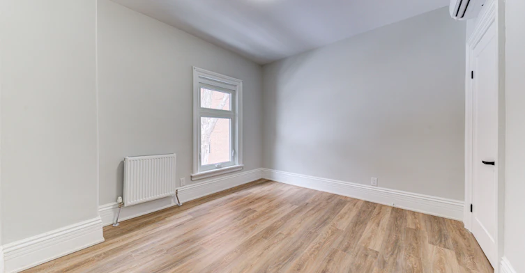 4U-167 Collier Street, Barrie, ON, L4M 1H6 - 8