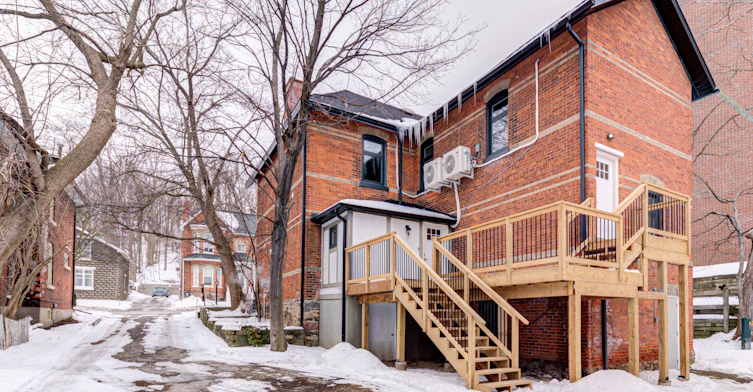 4U-167 Collier Street, Barrie, ON, L4M 1H6 - 2