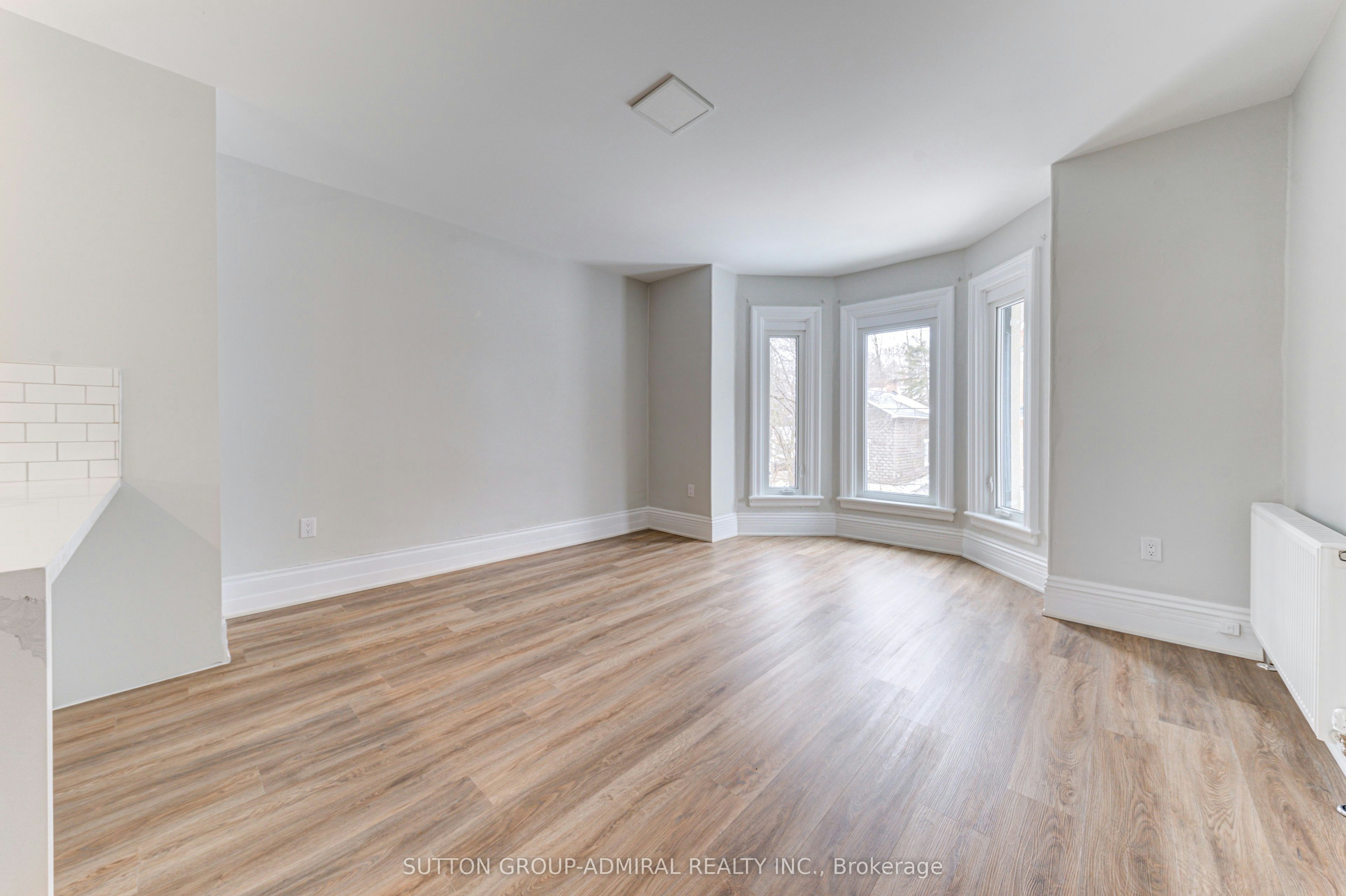 4U-167 Collier Street, Barrie, ON, L4M 1H6 - 19