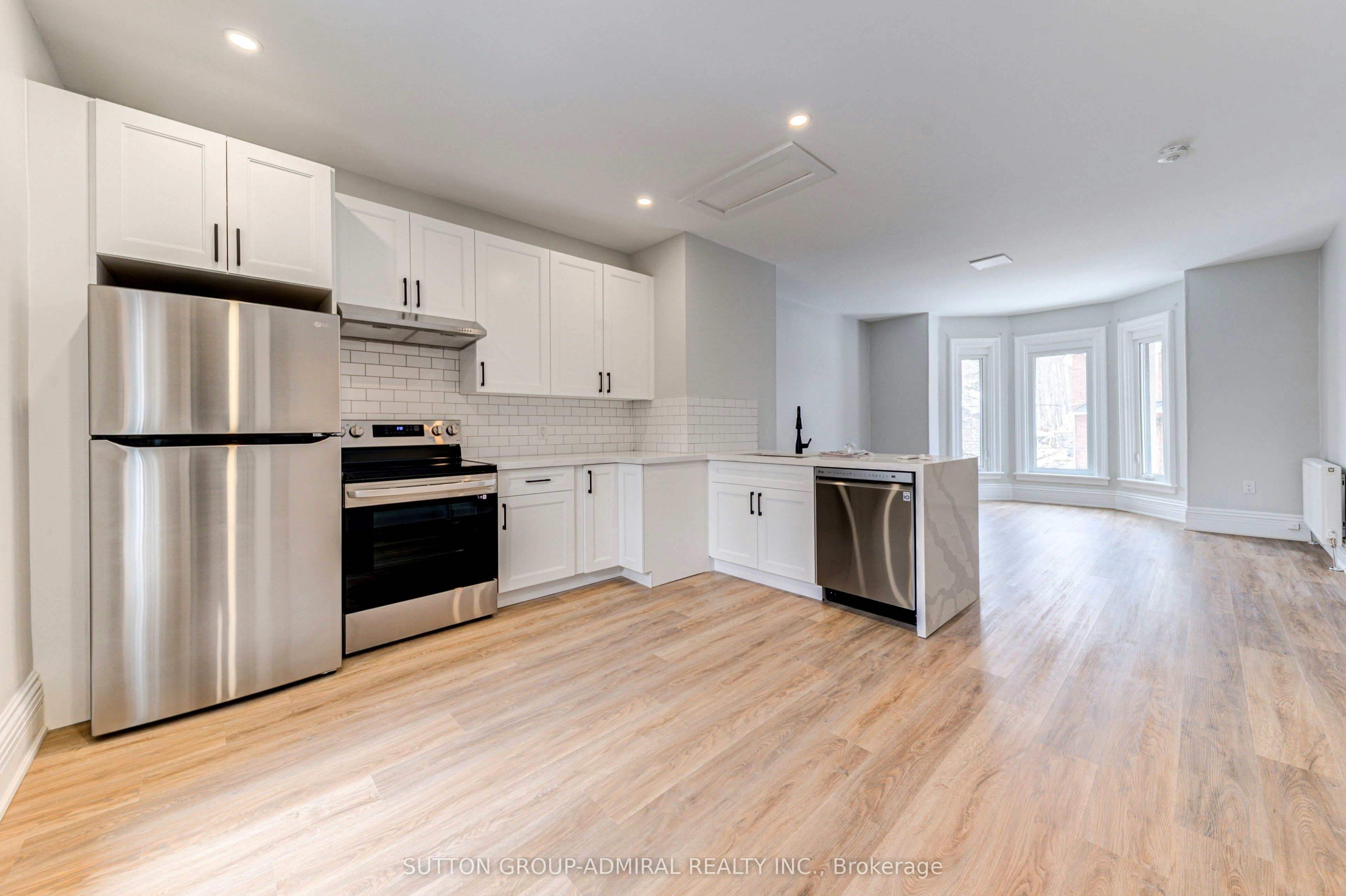 4U-167 Collier Street, Barrie, ON, L4M 1H6 - 13