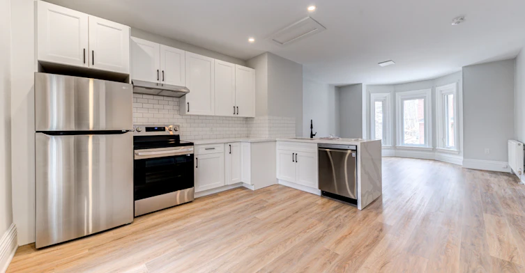 4U-167 Collier Street, Barrie, ON, L4M 1H6 - 13