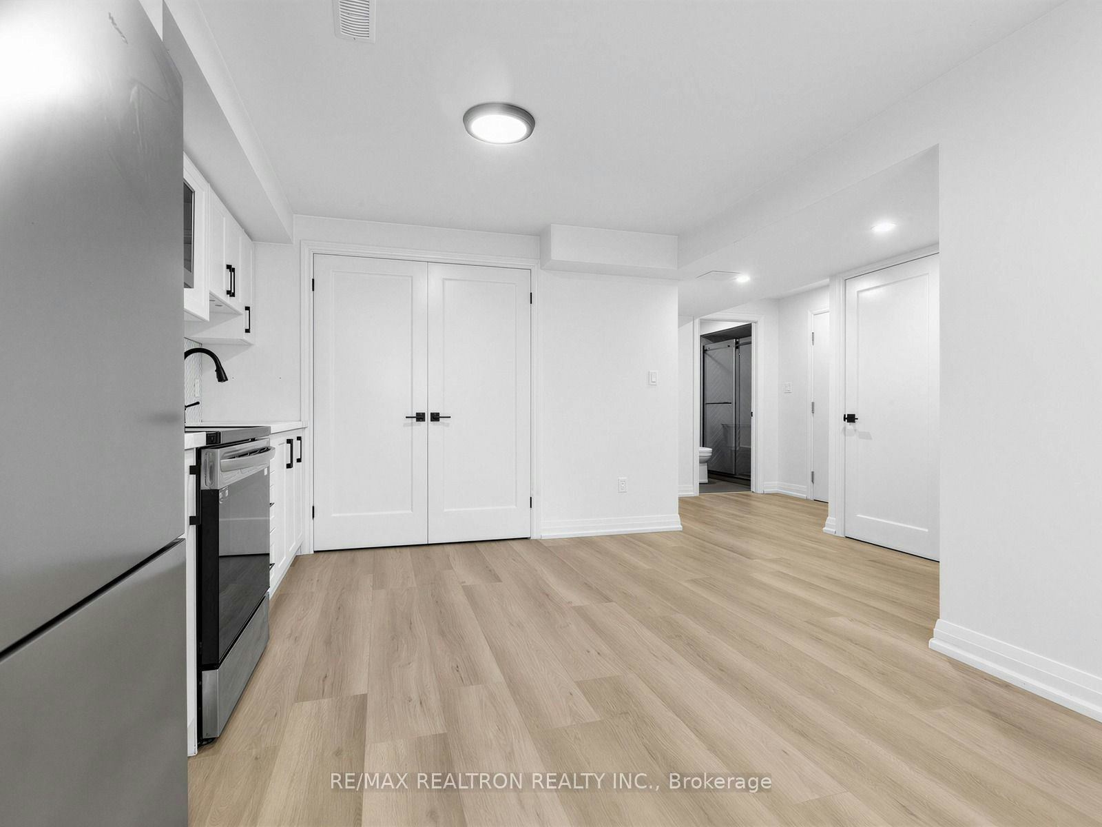 BSMT-51 Monarchy Street, Barrie, ON, L4M 7K1 - 4