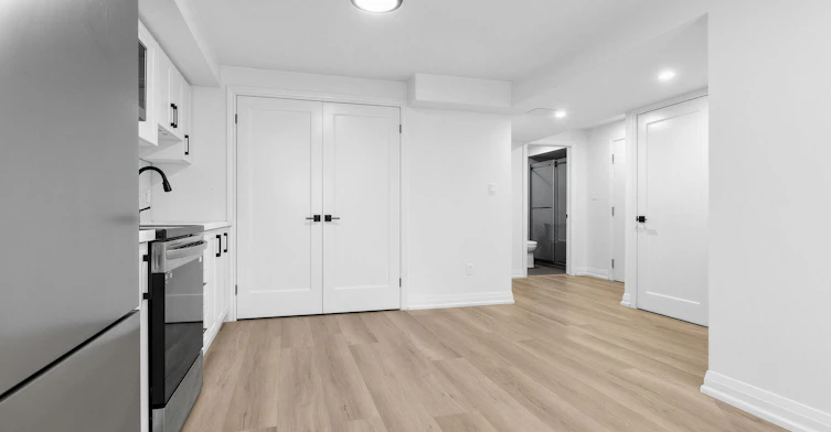 BSMT-51 Monarchy Street, Barrie, ON, L4M 7K1 - 4